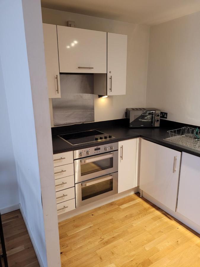 Apartament Kew House