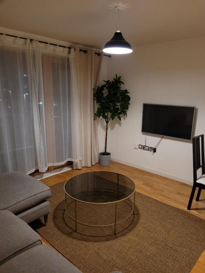 Apartament Kew House